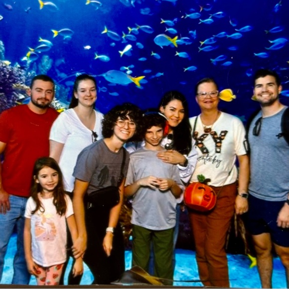 Empty Nest Posher - Bingham Boutique - Picture 7 of 10